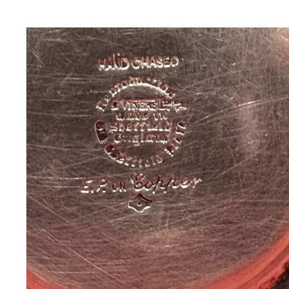 VTG VINERS Old SHEFFIELD England Plate Candlesticks Silver Hand Chased Repro 8" - Picture 14 of 15